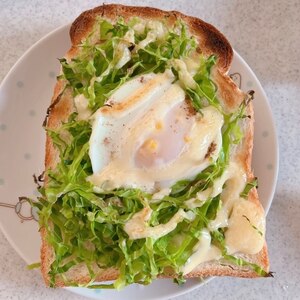 朝食に☆卵とキャベツのマヨトースト